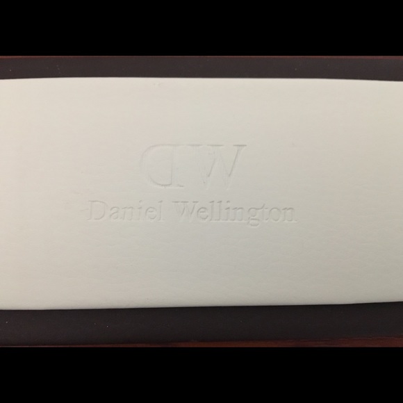 Daniel Wellington watch - Picture 5 of 5